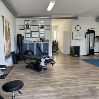 Structure - Chiropractors Near Me - Carlsbad, California Structure - Chiropractors Near Me - Carlsbad, California