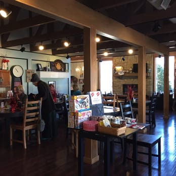 Sweetea's Tea Shop - Cute sitting area! - Coffee & Tea Near Me - Nashville, Indiana Sweetea's Tea Shop - Cute sitting area! - Coffee & Tea Near Me - Nashville, Indiana