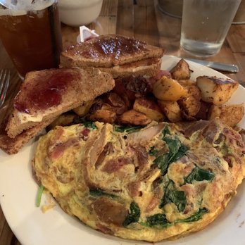 Eli's - No name omelette - Breakfast & Brunch Near Me - Natick, Massachusetts Eli's - No name omelette - Breakfast & Brunch Near Me - Natick, Massachusetts