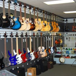 Guitar Hangar