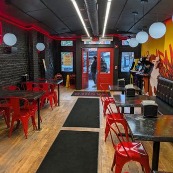 Mashed Burgers - Plenty of seating... At least on this Sunday afternoon - Burgers Near Me - Hoboken, New Jersey