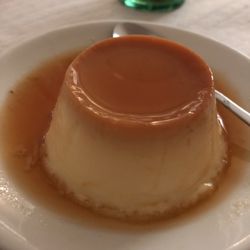 Cafeteria Yakarta - Flan!