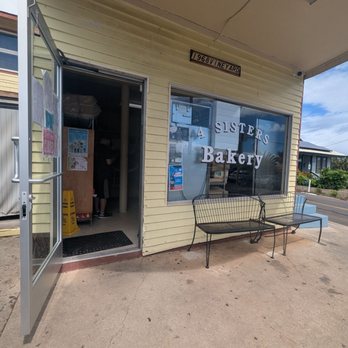 Four Sisters Bakery - Caterers Near Me - Wailuku, Hawaii Four Sisters Bakery - Caterers Near Me - Wailuku, Hawaii