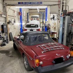 Small Wheels Foreign Auto - shop