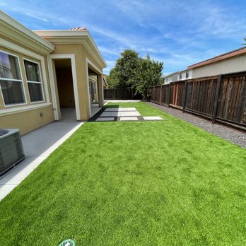Ve Landscaping - Artificial grass, concrete and lava rock - Landscaping Near Me