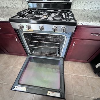 Happy Cleaners Services - oven clean (before) - Office Cleaning Near Me Happy Cleaners Services - oven clean (before) - Office Cleaning Near Me
