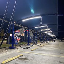 Car Wash Free Vacuums.