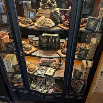 Gideon's Bakehouse - Bakeries Near Me - Orlando, Florida Gideon's Bakehouse - Bakeries Near Me - Orlando, Florida