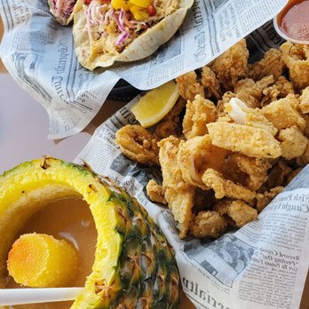 Bungalow Bar - Fish tacos and calamari - American Near Me - Seaside, New York