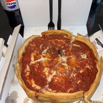 Giordano's - Fantastic C D D Mushroom Pizza togo !!! - Salad Near Me - Las Vegas, Nevada Giordano's - Fantastic C D D Mushroom Pizza togo !!! - Salad Near Me - Las Vegas, Nevada