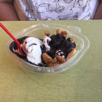 Dairy Queen Ltd Brazier - Funnel hot fudge sundae - Ice Cream & Frozen Yogurt Near Me - San Tan Valley, Arizona