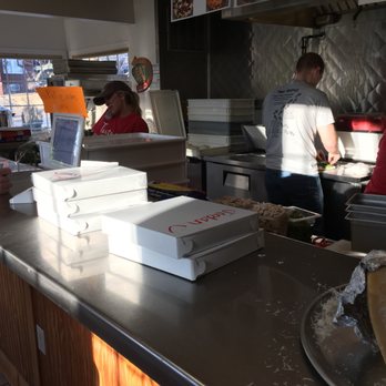 Tasty Pizza - Popular place, bunch of pick-up orders waiting to be picked up! - Pizza Near Me - Omaha, Nebraska