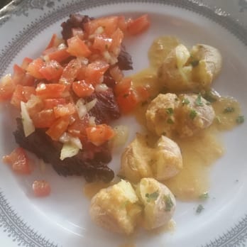 SER - Buey con papas "arrugas" (Grilled hanger steak, Canarian potatoes & spicy pepper sauce) - Spanish Near Me - Arlington, Virginia