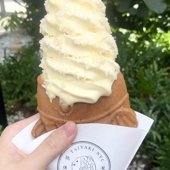 1-800-Lucky - Pineapple Taiyaki- so good - Asian Fusion Near Me - Miami, Florida 1-800-Lucky - Pineapple Taiyaki- so good - Asian Fusion Near Me - Miami, Florida