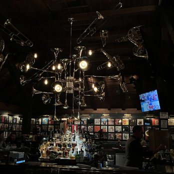 Autograph Brasserie - Bar area - Brasseries Near Me - Wayne, Pennsylvania