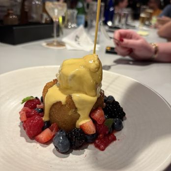 Bar Mutz - Butter Cake - Cocktail Bars Near Me - Westwood, New Jersey