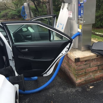 Off Shore Car Wash - vacuum machine + floor mat clamp on side - Car Wash Near Me - Absecon, New Jersey