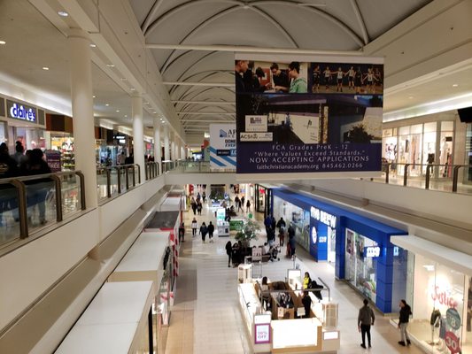 Poughkeepsie Galleria 27 Photos & 52 Reviews Shopping Centers