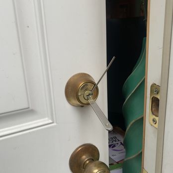 Island Lock King - House lockout - Keys & Locksmiths Near Me