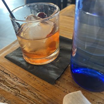 Blackwall Hitch - Old Fashioned is quite nice - New American Near Me - Baltimore, Maryland