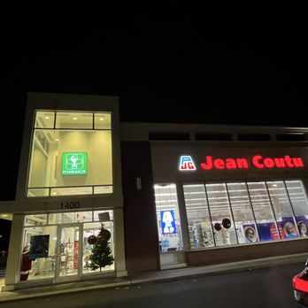 PJC Jean Coutu - Pharmacy Near Me - Drummondville, Quebec