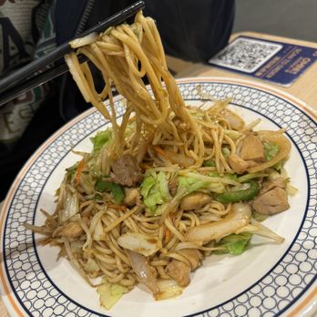 Omni Noodle - Stir fried noodle with chicken (classic noodles) - Noodles Near Me - Toronto, Ontario