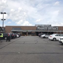 Exterior photo of Giant Eagle Market District - Columbus, Ohio Exterior photo of Giant Eagle Market District - Columbus, Ohio