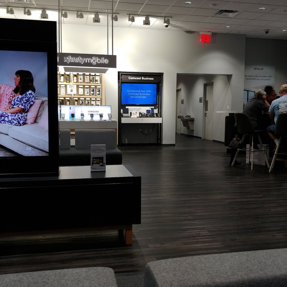 XFINITY Store by Comcast - Television Service Providers Near Me - Pembroke Pines, Florida XFINITY Store by Comcast - Television Service Providers Near Me - Pembroke Pines, Florida
