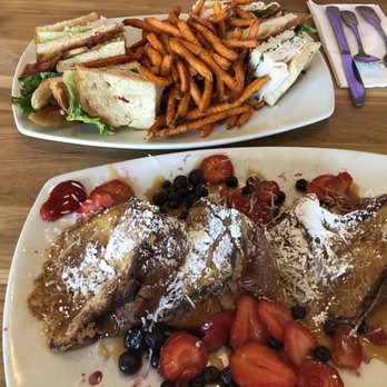Broken Yolk Cafe - Breakfast & Brunch Near Me - Oceanside, California