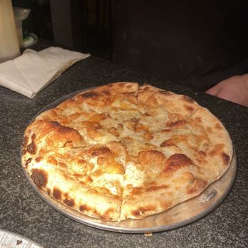 Moby's - Cacio e Pepe pizza - Italian Near Me - East Hampton, New York