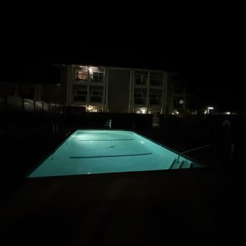 Spyglass Inn - Pool - Hotels Near Me - Pismo Beach, California Spyglass Inn - Pool - Hotels Near Me - Pismo Beach, California