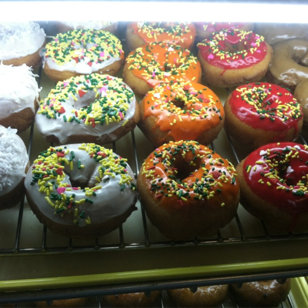 Donut Hut - Donuts Near Me - Las Vegas, Nevada Donut Hut - Donuts Near Me - Las Vegas, Nevada