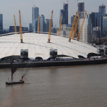Emirates Air Line - Royal Docks - Public Transportation Near Me - London, XGL
