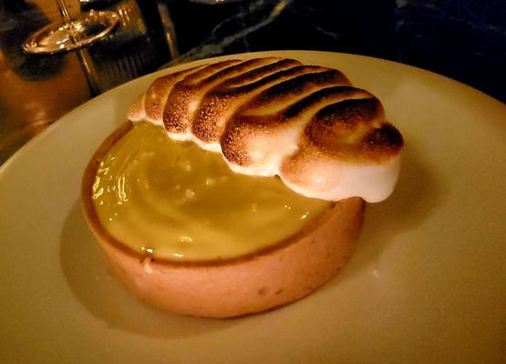 Maison Bar À Vins by null