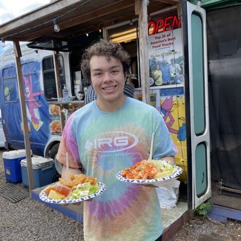 Big Wave Shrimp - Yummy shrimp - Seafood Near Me - Haleiwa, Hawaii