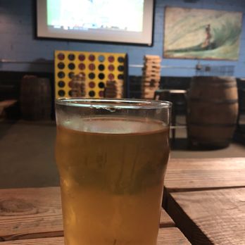 Green Room Brewing - Beer and giant connect 4/jenga - Breweries Near Me - Jacksonville Beach, Florida Green Room Brewing - Beer and giant connect 4/jenga - Breweries Near Me - Jacksonville Beach, Florida