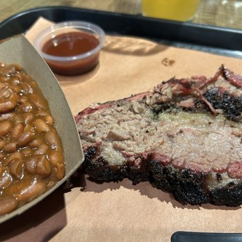 Neighbor Tim’s BBQ - Brisket and baked beans - Barbeque Near Me - Boise, Idaho