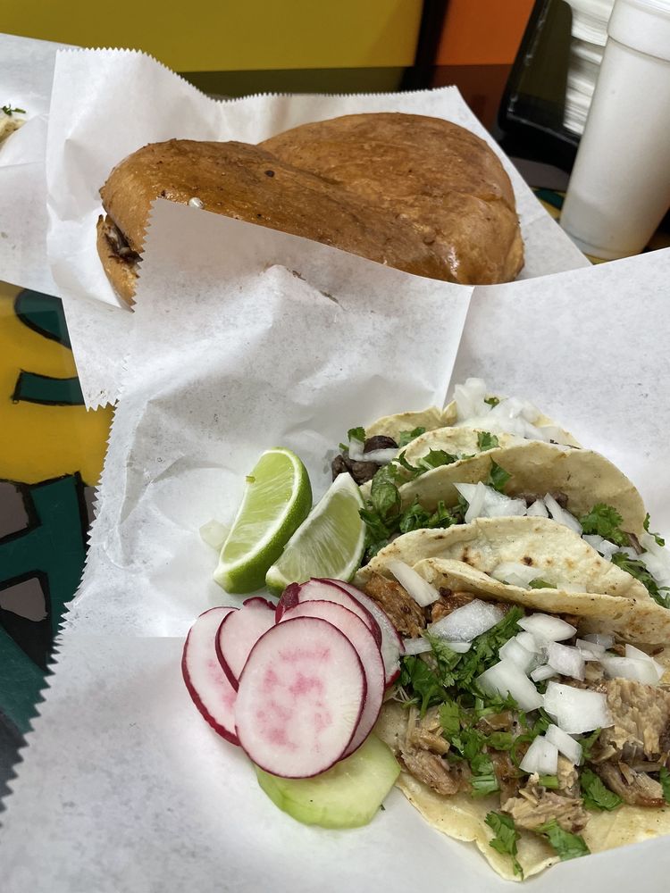 Taquería Flores