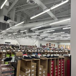 DSW Designer Shoe Warehouse