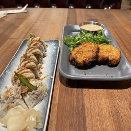 King's Crab Cakes and Lobster Crunchy Roll