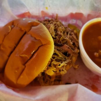 Beachcomber BBQ & Grill - Bbq pulled pork sandwich and beans - Barbeque Near Me - St. Simons Island, Georgia