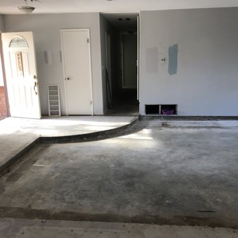 Kitchen Medic Home Remodeling - Original step down living room - General Contractors Near Me - Claremont, California Kitchen Medic Home Remodeling - Original step down living room - General Contractors Near Me - Claremont, California