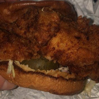 Lucy's - Signature Spicy Fried Chicken - American Near Me - Chicago, Illinois