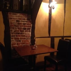 The Crown Post Restaurant - Rustique atmosphere