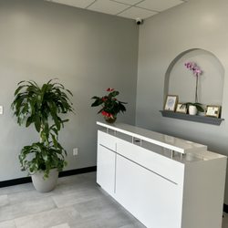 Anne's Wax Spa - Front desk/receptionist