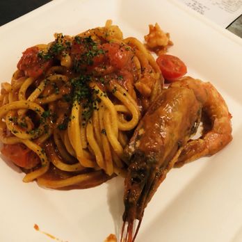 Pasta Chef - Mouthwatering tonarelli (think spaghetti but thicker and square) with king prawn and tomatoes. Loved the prawns seafood flavor. - Italian Near Me - Rome, RM