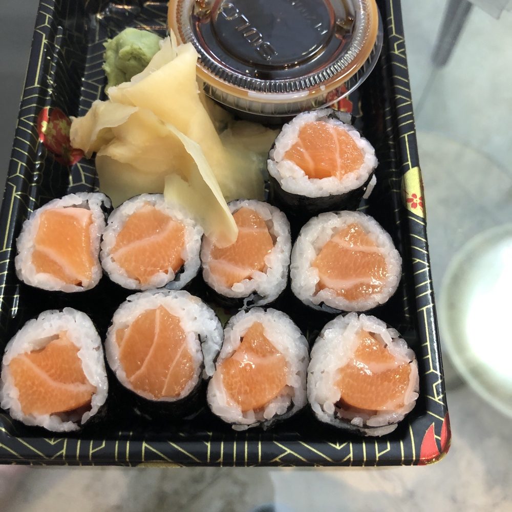 Sushi Yan - The Salmon Roll - pretty decent but nothing special. - Japanese Near Me - Boca Raton, Florida Sushi Yan - The Salmon Roll - pretty decent but nothing special. - Japanese Near Me - Boca Raton, Florida