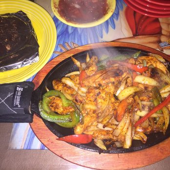 El Rincon Zacatecano - Chicken fajitas - Mexican Near Me - Manchester, New Hampshire El Rincon Zacatecano - Chicken fajitas - Mexican Near Me - Manchester, New Hampshire