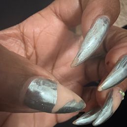 Nails peeling after two days