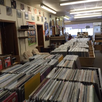 Gotwhatulike Records - Vinyl Records Near Me - Kansas City, Missouri